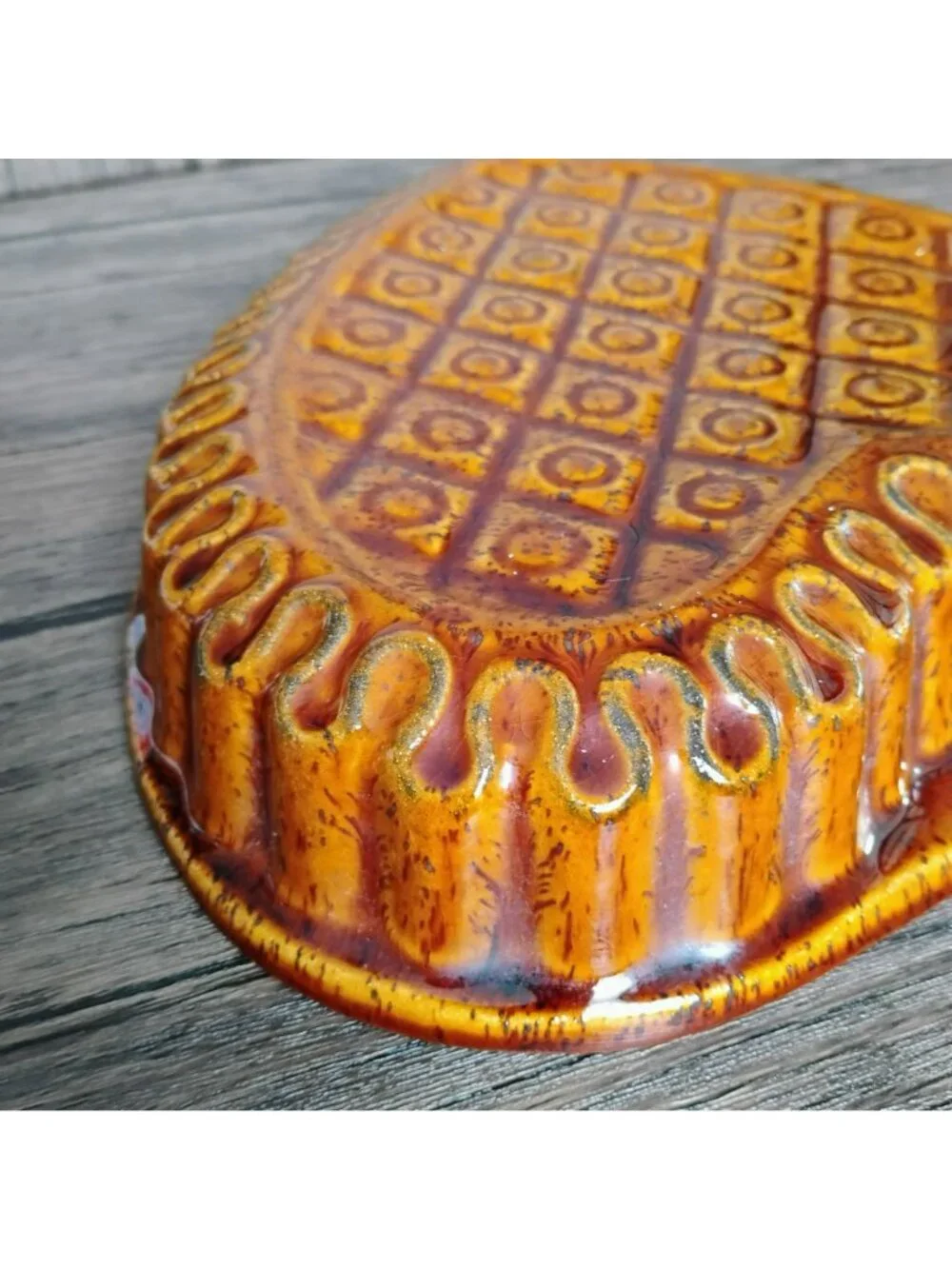 Vintage this ceramic